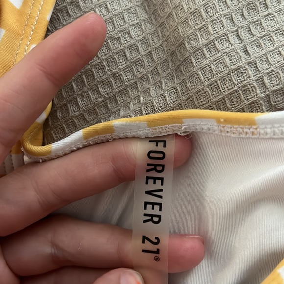 bikini top - Picture 2 of 2